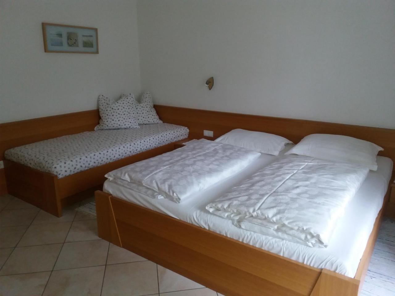 Appartements Margit فيبيتينو المظهر الخارجي الصورة